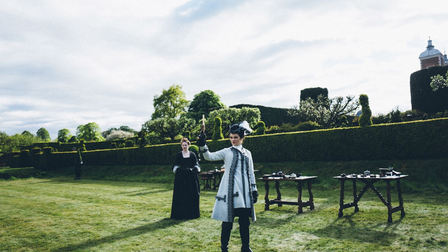 T&#x3B1; &#x3C5;&#x3C0;&#x3AD;&#x3C1;&#x3BF;&#x3C7;&#x3B1;, &#x3B1;&#x3BB;&#x3B7;&#x3B8;&#x3B9;&#x3BD;&#x3AC; &#x3C3;&#x3BA;&#x3B7;&#x3BD;&#x3B9;&#x3BA;&#x3AC; &#x3C4;&#x3BF;&#x3C5; The Favourite