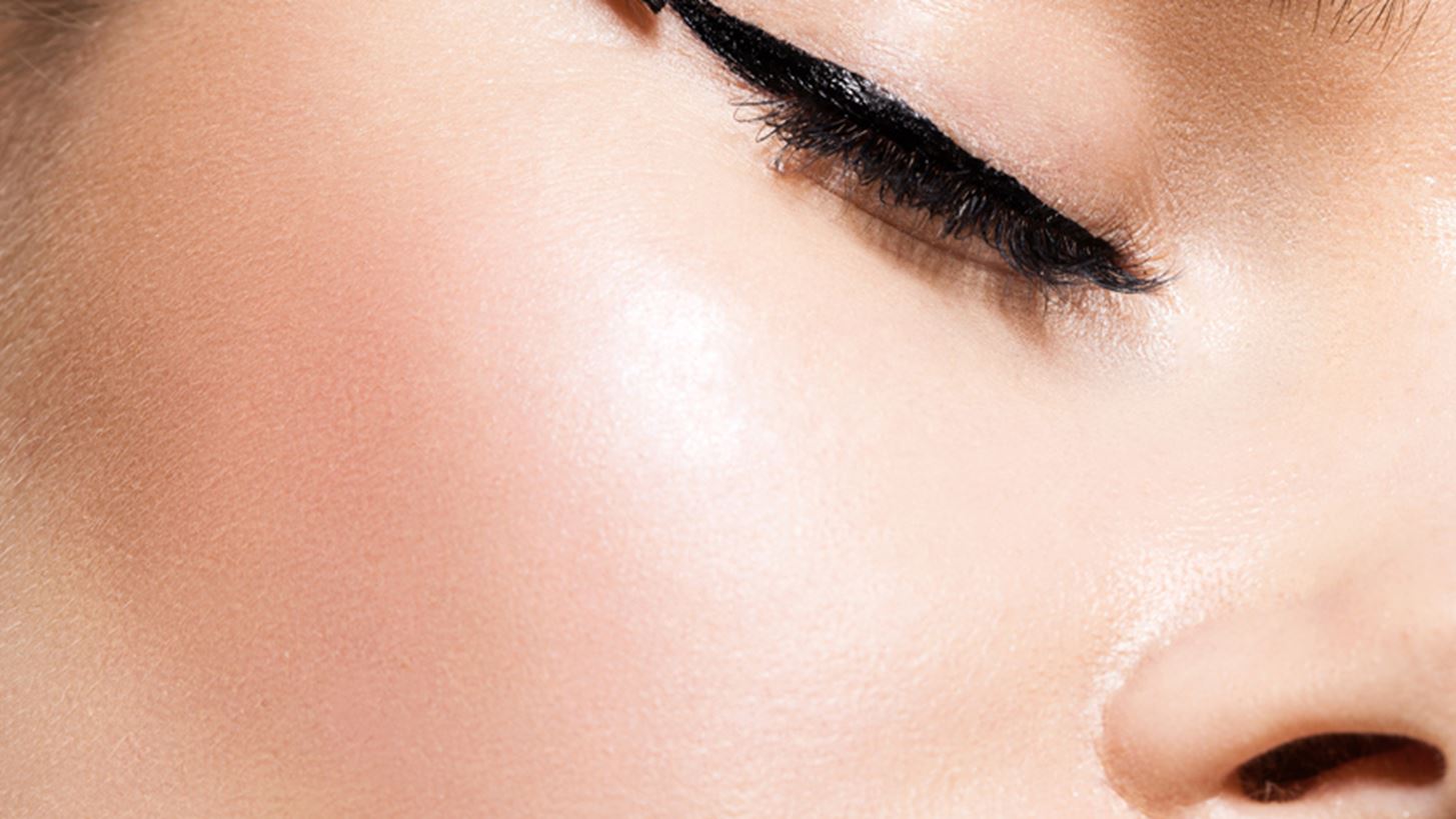 &#x3A0;&#x3BF;&#x3B9;&#x3BF; eyeliner &#x3BC;&#x3BF;&#x3C5; &#x3C4;&#x3B1;&#x3B9;&#x3C1;&#x3B9;&#x3AC;&#x3B6;&#x3B5;&#x3B9; &#x3B1;&#x3BD;&#x3AC;&#x3BB;&#x3BF;&#x3B3;&#x3B1; &#x3BC;&#x3B5; &#x3C4;&#x3BF; &#x3C7;&#x3C1;&#x3CE;&#x3BC;&#x3B1; &#x3C4;&#x3C9;&#x3BD; &#x3BC;&#x3B1;&#x3C4;&#x3B9;&#x3CE;&#x3BD; &#x3BC;&#x3BF;&#x3C5;;