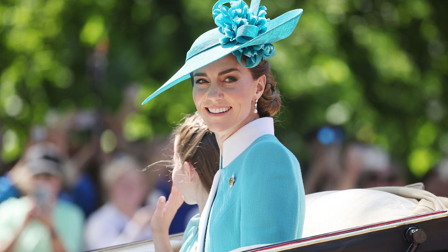 Kate Middleton | &#x3A0;&#x3CE;&#x3C2; &#x3B8;&#x3B1; &#x3B4;&#x3B7;&#x3BC;&#x3B9;&#x3BF;&#x3C5;&#x3C1;&#x3B3;&#x3AE;&#x3C3;&#x3B5;&#x3B9;&#x3C2; &#x3C4;&#x3BF; &#x3C1;&#x3BF;&#x3BC;&#x3B1;&#x3BD;&#x3C4;&#x3B9;&#x3BA;&#x3CC; &#x3C4;&#x3B7;&#x3C2; &#x3C3;&#x3B9;&#x3BD;&#x3B9;&#x3CC;&#x3BD; &#x3BC;&#x3B5; &#x3AD;&#x3BC;&#x3C0;&#x3BD;&#x3B5;&#x3C5;&#x3C3;&#x3B7; &#x3B1;&#x3C0;&#x3CC; &#x3C4;&#x3B1; 50&#x27;s