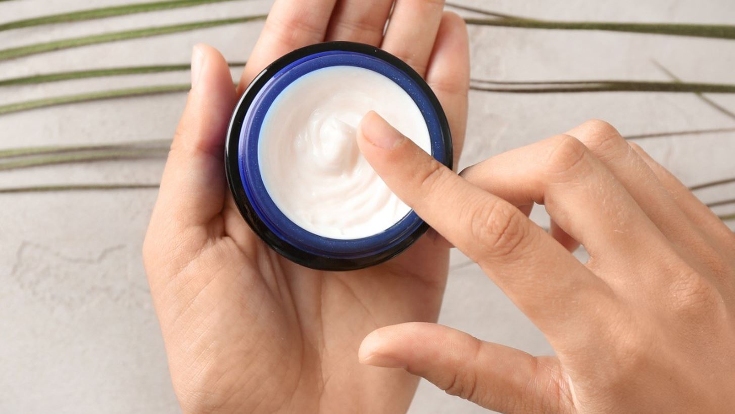 Τελείωσε η κρέμα προσώπου: Με τι μπορώ να την αντικαταστήσω;
