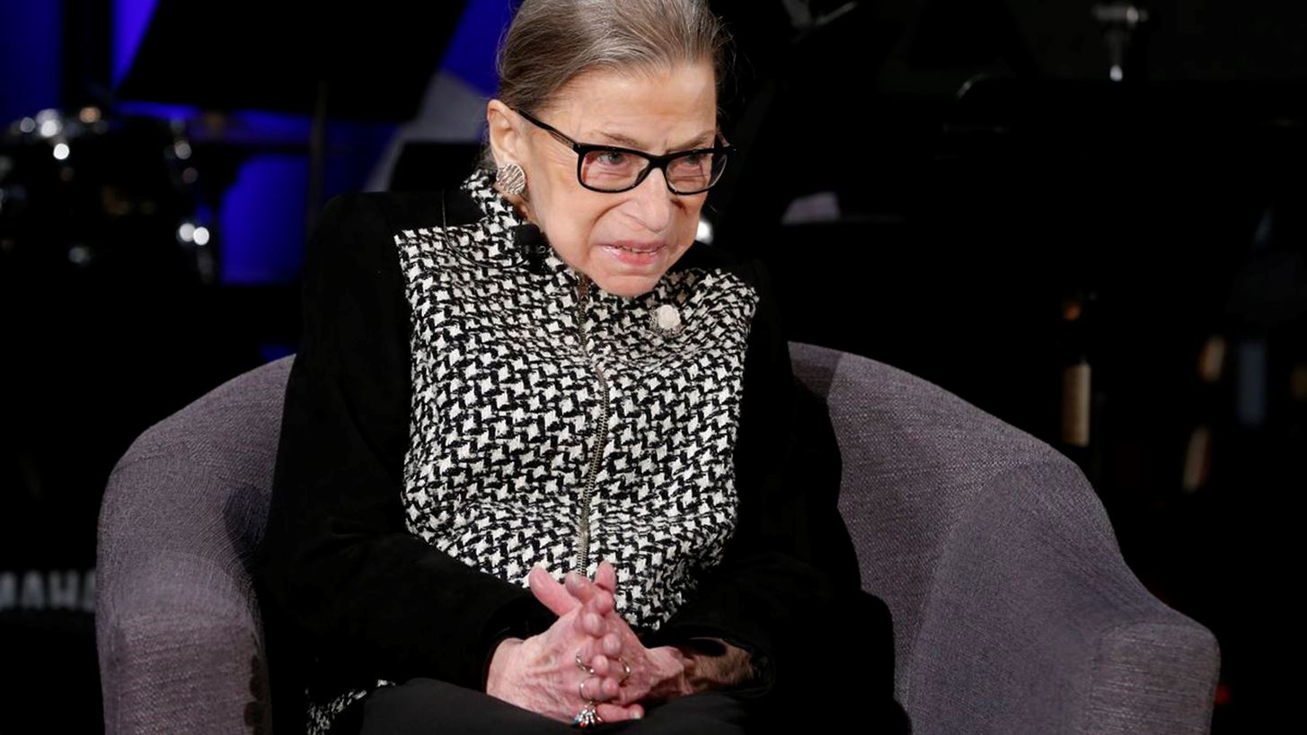 Ruth Bader Ginsburg | &#x397; &#x3B8;&#x3C1;&#x3C5;&#x3BB;&#x3B9;&#x3BA;&#x3AE; &#x3BC;&#x3BF;&#x3C1;&#x3C6;&#x3AE; &#x3C4;&#x3B7;&#x3C2; &#x3B4;&#x3B9;&#x3BA;&#x3B1;&#x3B9;&#x3BF;&#x3C3;&#x3CD;&#x3BD;&#x3B7;&#x3C2; &#x3BA;&#x3B1;&#x3B9; &#x3C4;&#x3BF;&#x3C5; &#x3C6;&#x3B5;&#x3BC;&#x3B9;&#x3BD;&#x3B9;&#x3C3;&#x3BC;&#x3BF;&#x3CD; &#x3AD;&#x3C6;&#x3C5;&#x3B3;&#x3B5; &#x3B1;&#x3C0;&#x3CC; &#x3C4;&#x3B7; &#x3B6;&#x3C9;&#x3AE;
