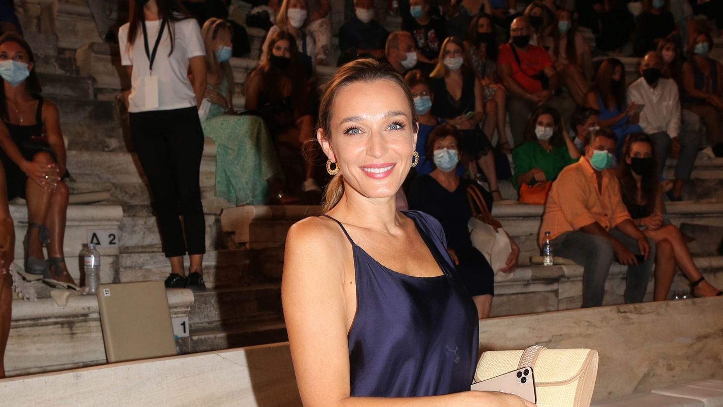 &#x3A4;&#x3BF; slip dress &#x3C4;&#x3B7;&#x3C2; &#x39A;&#x3AC;&#x3C4;&#x3B9;&#x3B1;&#x3C2; &#x396;&#x3C5;&#x3B3;&#x3BF;&#x3CD;&#x3BB;&#x3B7; &#x3B5;&#x3AF;&#x3BD;&#x3B1;&#x3B9; &#x3C4;&#x3BF; &#x3B9;&#x3B4;&#x3B1;&#x3BD;&#x3B9;&#x3BA;&#x3CC; &#x3C1;&#x3BF;&#x3CD;&#x3C7;&#x3BF; &#x3B3;&#x3B9;&#x3B1; &#x3C4;&#x3BF; &#x3C6;&#x3B8;&#x3B9;&#x3BD;&#x3CC;&#x3C0;&#x3C9;&#x3C1;&#x3BF;