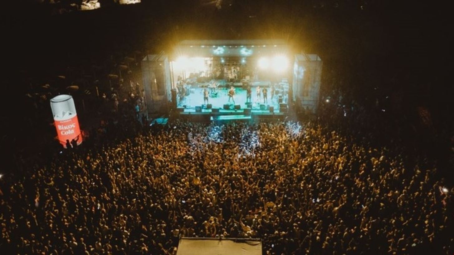 &#x397; &#x392;&#x3AF;&#x3BA;&#x3BF;&#x3C2; Cola &#x3B8;&#x3B1; &#x3BE;&#x3B5;&#x3C3;&#x3B7;&#x3BA;&#x3CE;&#x3C3;&#x3B5;&#x3B9; &#x3C4;&#x3BF; Matala Beach Festival &#x3B3;&#x3B9;&#x3B1; 2&#x3B7; &#x3C7;&#x3C1;&#x3BF;&#x3BD;&#x3B9;&#x3AC;