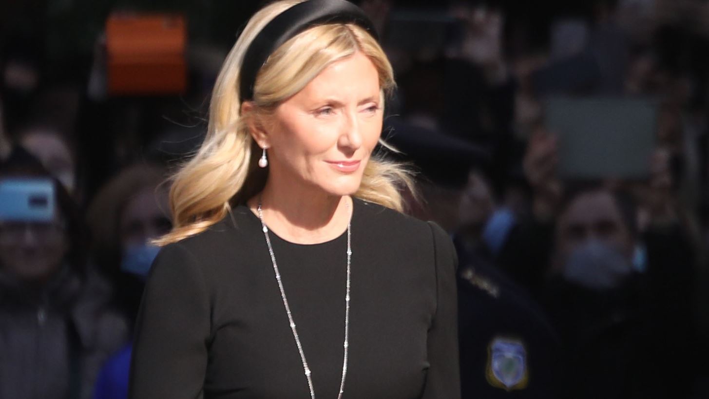 Marie Chantal | &#x3A4;&#x3B1; premium skincare &#x3C0;&#x3C1;&#x3BF;&#x3CA;&#x3CC;&#x3BD;&#x3C4;&#x3B1; &#x3C0;&#x3BF;&#x3C5; &#x3B5;&#x3BC;&#x3C0;&#x3B9;&#x3C3;&#x3C4;&#x3B5;&#x3CD;&#x3B5;&#x3C4;&#x3B1;&#x3B9; &#x3BA;&#x3B1;&#x3B9; &#x3B2;&#x3BF;&#x3B7;&#x3B8;&#x3BF;&#x3CD;&#x3BD; &#x3C4;&#x3B7;&#x3BD; &#x3B5;&#x3C0;&#x3B9;&#x3B4;&#x3B5;&#x3C1;&#x3BC;&#x3AF;&#x3B4;&#x3B1; &#x3C4;&#x3B7;&#x3C2; &#x3BD;&#x3B1; &#x3BB;&#x3AC;&#x3BC;&#x3C8;&#x3B5;&#x3B9;
