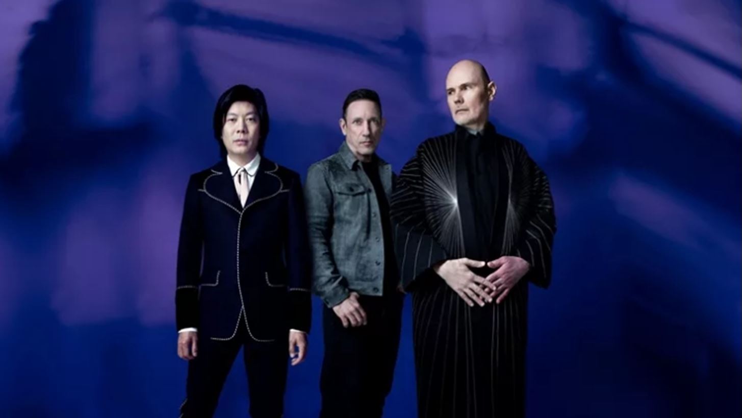 &#x39F;&#x3B9; Smashing Pumpkins &#x3AD;&#x3C1;&#x3C7;&#x3BF;&#x3BD;&#x3C4;&#x3B1;&#x3B9; &#x3C3;&#x3C4;&#x3B7;&#x3BD; &#x391;&#x3B8;&#x3AE;&#x3BD;&#x3B1;