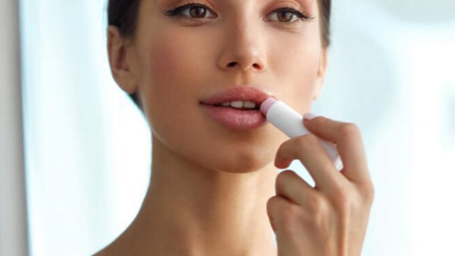 Ομορφιά και ευεξία μετά τα 30: Τι να αλλάξεις στην καθημερινή ρουτίνα σου