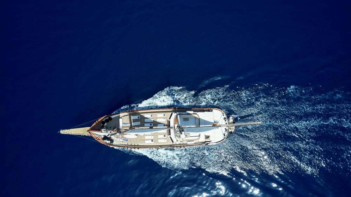 #Tidbits *: Explore Greece