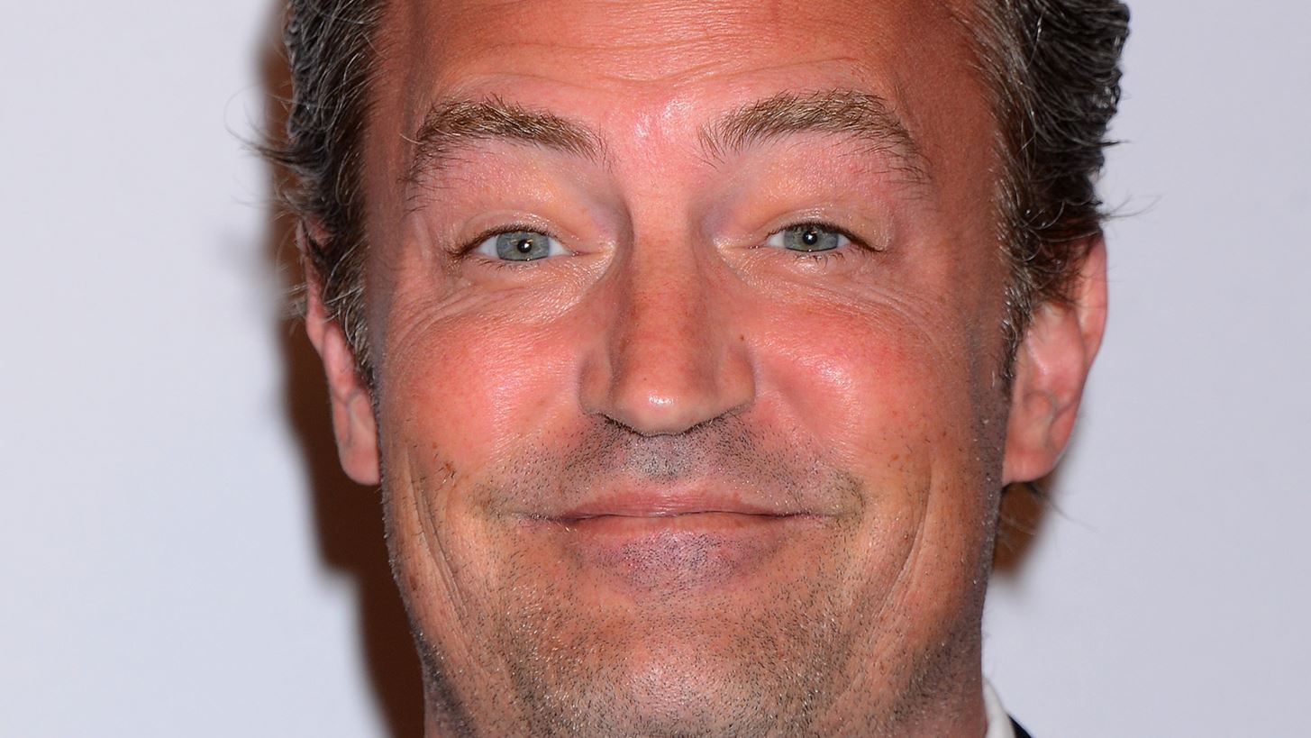&#x3A4;&#x3BF; &#x3C4;&#x3C1;&#x3C5;&#x3C6;&#x3B5;&#x3C1;&#x3CC; &#x3B1;&#x3BD;&#x3C4;&#x3AF;&#x3BF; &#x3C4;&#x3B7;&#x3C2; Gwyneth Paltrow &#x3C3;&#x3C4;&#x3BF;&#x3BD; Matthew Perry | &quot;&#x3A6;&#x3B9;&#x3BB;&#x3B7;&#x3B8;&#x3AE;&#x3BA;&#x3B1;&#x3BC;&#x3B5; &#x3C3;&#x3B5; &#x3AD;&#x3BD;&#x3B1; &#x3C7;&#x3C9;&#x3C1;&#x3AC;&#x3C6;&#x3B9; &#x3B3;&#x3B5;&#x3BC;&#x3AC;&#x3C4;&#x3BF; &#x3C7;&#x3BF;&#x3C1;&#x3C4;&#x3AC;&#x3C1;&#x3B9;&quot;