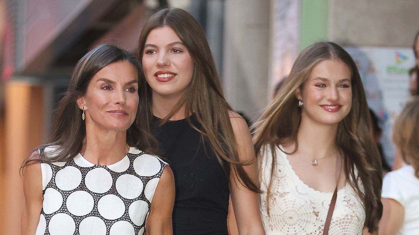 &#x392;&#x3B1;&#x3C3;&#x3AF;&#x3BB;&#x3B9;&#x3C3;&#x3C3;&#x3B1; Letizia | &#x39A;&#x3AC;&#x3BD;&#x3B5;&#x3B9; &#x3B4;&#x3B9;&#x3B1;&#x3BA;&#x3BF;&#x3C0;&#x3AD;&#x3C2; &#x3BC;&#x3B5; &#x3C4;&#x3B9;&#x3C2; &#x3BA;&#x3CC;&#x3C1;&#x3B5;&#x3C2; &#x3C4;&#x3B7;&#x3C2; &#x3C6;&#x3BF;&#x3C1;&#x3CE;&#x3BD;&#x3C4;&#x3B1;&#x3C2; &#x3B1;&#x3C3;&#x3BF;&#x3C1;&#x3C4;&#x3AF; &#x3C3;&#x3B1;&#x3BD;&#x3B4;&#x3AC;&#x3BB;&#x3B9;&#x3B1;