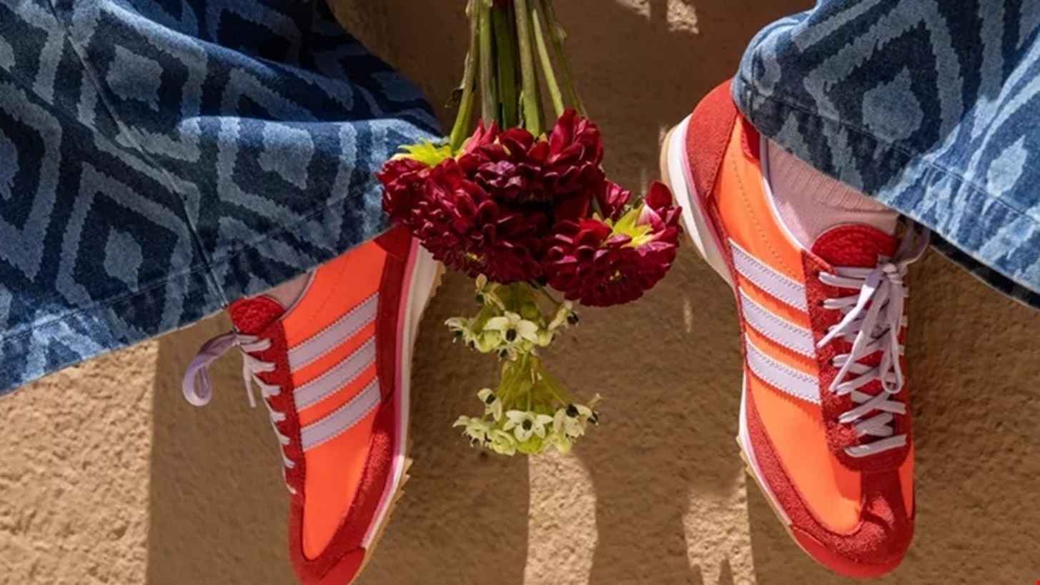 Trend Talk Sneaker Edition by adidas Originals | Casual &#x3BA;&#x3B1;&#x3B9; &#x3C4;&#x3B1;&#x3C5;&#x3C4;&#x3CC;&#x3C7;&#x3C1;&#x3BF;&#x3BD;&#x3B1; &#x3C0;&#x3BF;&#x3BB;&#x3C5;&#x3C4;&#x3B5;&#x3BB;&#x3AE; outfits &#x3BC;&#x3B5; &#x3C4;&#x3BF; &#x3B1;&#x3C0;&#x3CC;&#x3BB;&#x3C5;&#x3C4;&#x3BF; it sneaker SL72