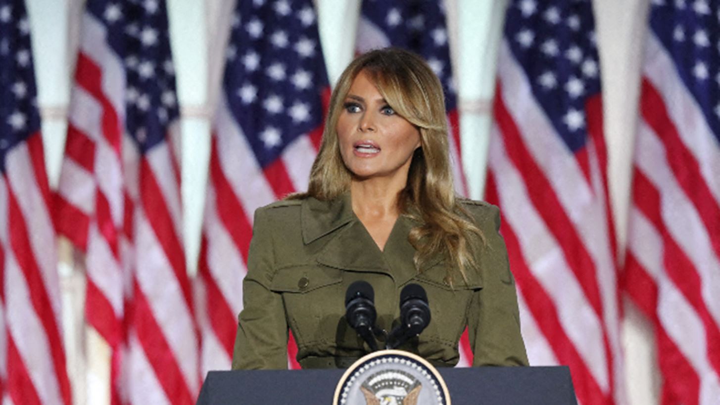 Melania Trump | &#x397; &#x3C0;&#x3C1;&#x3CC;&#x3C3;&#x3C6;&#x3B1;&#x3C4;&#x3B7; &#x3B1;&#x3C0;&#x3CC;&#x3C6;&#x3B1;&#x3C3;&#x3AE; &#x3C4;&#x3B7;&#x3C2; &#x3AD;&#x3B3;&#x3B9;&#x3BD;&#x3B5; &#x3B8;&#x3AD;&#x3BC;&#x3B1; &#x3C3;&#x3C5;&#x3B6;&#x3AE;&#x3C4;&#x3B7;&#x3C3;&#x3B7;&#x3C2;