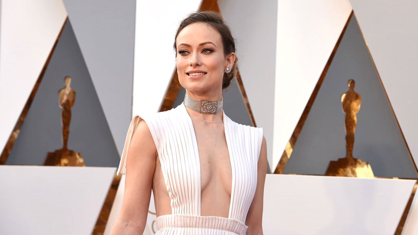 &#x3A6;&#x3AC;&#x3BA;&#x3B5;&#x3BB;&#x3BF;&#x3C2; Red Carpet: &#x3A0;&#x3BF;&#x3B9;&#x3AC; &#x3C6;&#x3BF;&#x3C1;&#x3AD;&#x3BC;&#x3B1;&#x3C4;&#x3B1; &#x3B1;&#x3BD;&#x3B1;&#x3B6;&#x3B7;&#x3C4;&#x3AE;&#x3C3;&#x3B1;&#x3BC;&#x3B5; &#x3C0;&#x3B5;&#x3C1;&#x3B9;&#x3C3;&#x3C3;&#x3CC;&#x3C4;&#x3B5;&#x3C1;&#x3BF;;