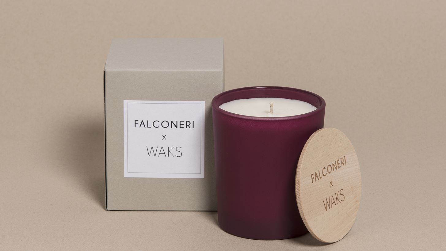 Falconeri X Waks | &#x39C;&#x3B9;&#x3B1; &#x3C3;&#x3C5;&#x3BD;&#x3AD;&#x3C1;&#x3B3;&#x3B5;&#x3B9;&#x3B1; &#x3BC;&#x3B5; &#x3AC;&#x3C1;&#x3C9;&#x3BC;&#x3B1; Pure Cashmere