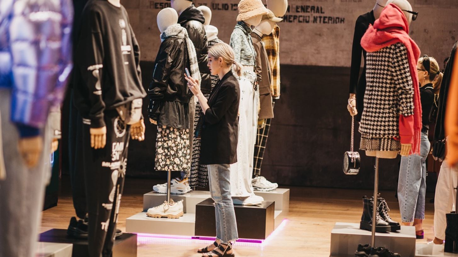 Bershka collection AW19: &#x38C;&#x3BB;&#x3B1; &#x3CC;&#x3C3;&#x3B1; &#x3C7;&#x3C1;&#x3B5;&#x3B9;&#x3AC;&#x3B6;&#x3B5;&#x3C3;&#x3B1;&#x3B9; &#x3BD;&#x3B1; &#x3BE;&#x3AD;&#x3C1;&#x3B5;&#x3B9;&#x3C2; &#x3B3;&#x3B9;&#x3B1; &#x3C4;&#x3B7; &#x3BD;&#x3AD;&#x3B1; &#x3C3;&#x3B5;&#x3B6;&#x3CC;&#x3BD;