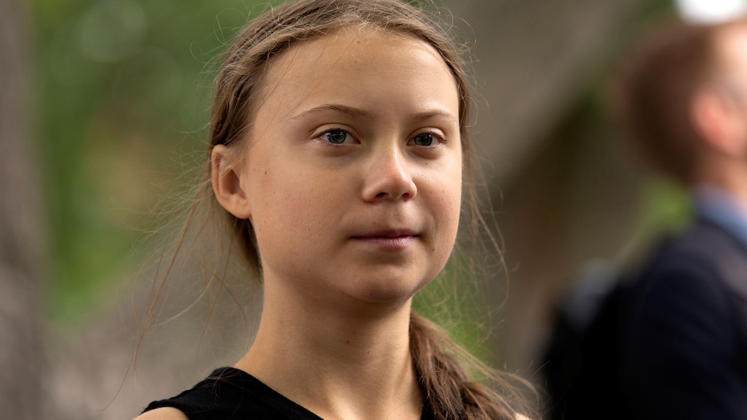 &#x397; Greta Thunberg &#x3C6;&#x3BF;&#x3C1;&#x3AC;&#x3B5;&#x3B9; &#x3C3;&#x3C7;&#x3B5;&#x3B4;&#x3CC;&#x3BD; &#x3B1;&#x3C0;&#x3BF;&#x3BA;&#x3BB;&#x3B5;&#x3B9;&#x3C3;&#x3C4;&#x3B9;&#x3BA;&#x3AC; second hand &#x3C1;&#x3BF;&#x3CD;&#x3C7;&#x3B1;