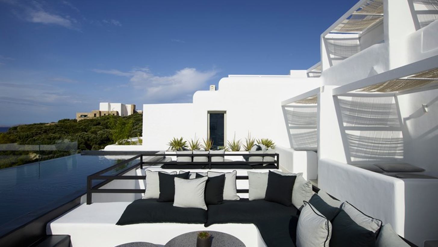 Nimbus Mykonos | &#x395;&#x3BA;&#x3BB;&#x3B5;&#x3C0;&#x3C4;&#x3C5;&#x3C3;&#x3BC;&#x3AD;&#x3BD;&#x3B7; &#x3B4;&#x3B9;&#x3B1;&#x3BC;&#x3BF;&#x3BD;&#x3AE; &#x3C3;&#x3B5; &#x3AD;&#x3BD;&#x3B1; boutique &#x3BE;&#x3B5;&#x3BD;&#x3BF;&#x3B4;&#x3BF;&#x3C7;&#x3B5;&#x3AF;&#x3BF; 5 &#x3B1;&#x3C3;&#x3C4;&#x3AD;&#x3C1;&#x3C9;&#x3BD;