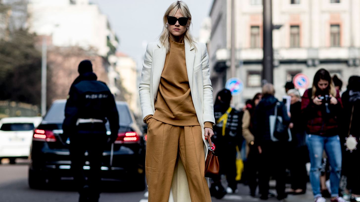 &#x3A4;&#x3BF; &#x3C7;&#x3C1;&#x3CE;&#x3BC;&#x3B1; &#x3C0;&#x3BF;&#x3C5; &#x3BA;&#x3AC;&#x3BD;&#x3B5;&#x3B9; &#x3CC;&#x3BB;&#x3B1; &#x3C4;&#x3B1; outfits &#x3BD;&#x3B1; &#x3C6;&#x3B1;&#x3AF;&#x3BD;&#x3BF;&#x3BD;&#x3C4;&#x3B1;&#x3B9; &#x3B1;&#x3BA;&#x3C1;&#x3B9;&#x3B2;&#x3AC;