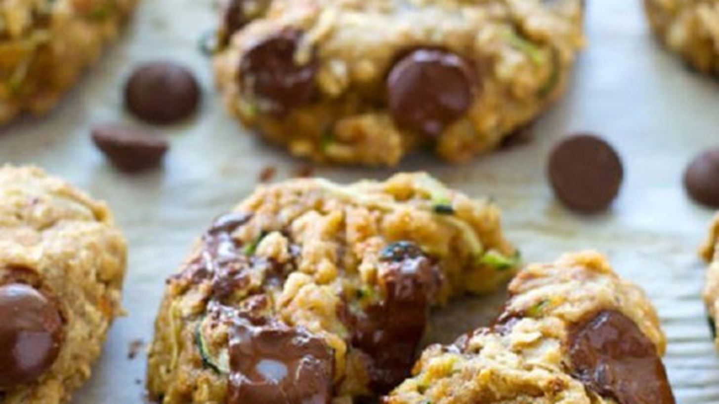 Μπισκότα βρόμης με σοκολάτα, μπανάνα και κρυμμένο κολοκυθάκι!