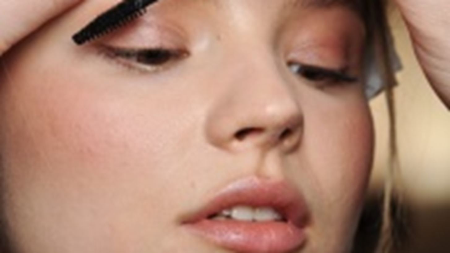 6 lash serums &#x3B3;&#x3B9;&#x3B1; &#x3B2;&#x3BB;&#x3B5;&#x3C6;&#x3B1;&#x3C1;&#x3AF;&#x3B4;&#x3B5;&#x3C2; &#x3B4;&#x3C5;&#x3BD;&#x3B1;&#x3C4;&#x3AD;&#x3C2; &#x3BA;&#x3B1;&#x3B9; &#x3BC;&#x3B1;&#x3BA;&#x3C1;&#x3B9;&#x3AD;&#x3C2;, &#x3C3;&#x3B1;&#x3BD; &#x3C8;&#x3B5;&#x3CD;&#x3C4;&#x3B9;&#x3BA;&#x3B5;&#x3C2;