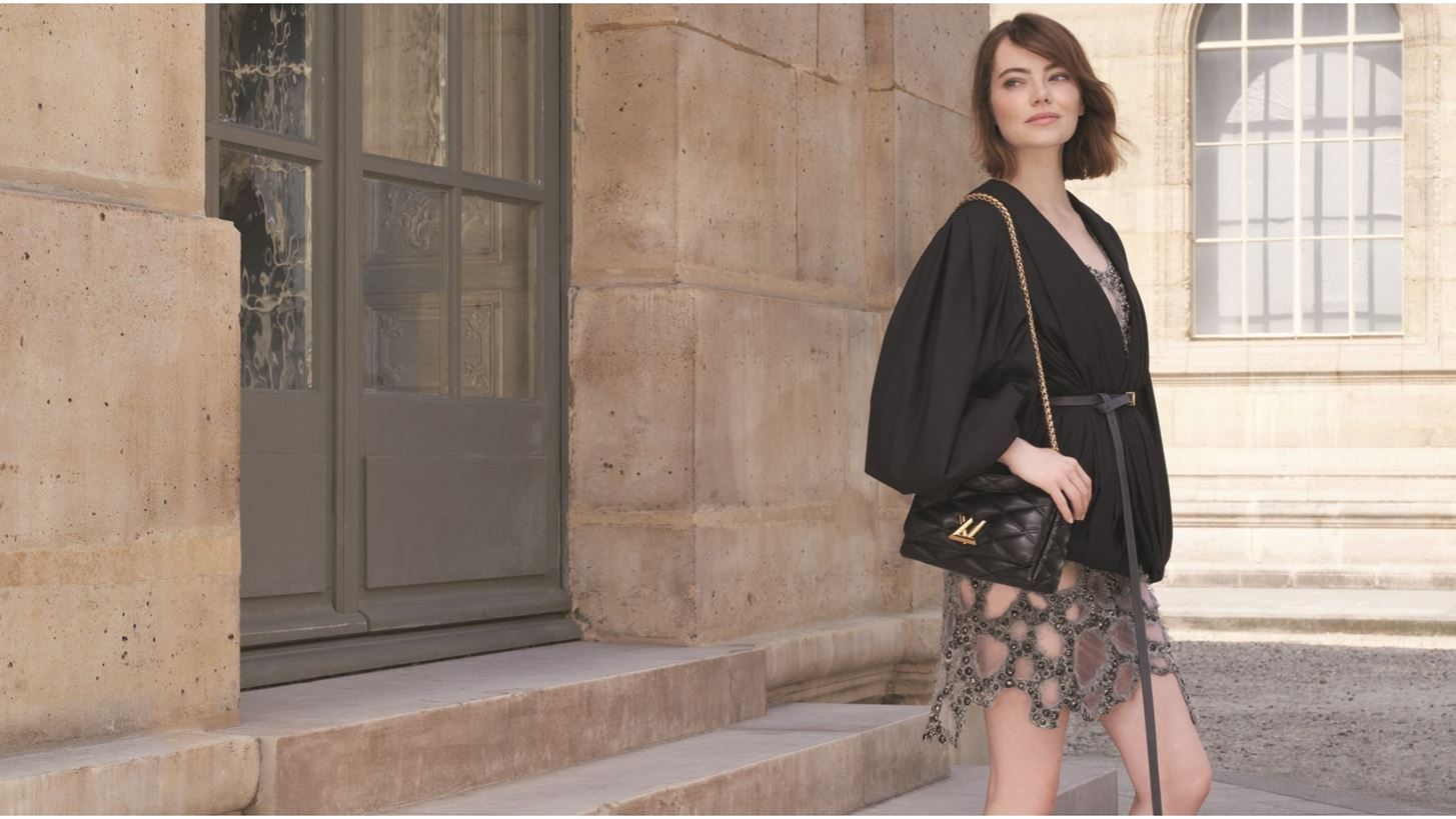 H Fall - Winter 2023 &#x3BA;&#x3B1;&#x3BC;&#x3C0;&#x3AC;&#x3BD;&#x3B9;&#x3B1; &#x3C4;&#x3B7;&#x3C2; Louis Vuitton &#x3BC;&#x3B5; &#x3C0;&#x3C1;&#x3C9;&#x3C4;&#x3B1;&#x3B3;&#x3C9;&#x3BD;&#x3AF;&#x3C3;&#x3C4;&#x3C1;&#x3B9;&#x3B1; &#x3C4;&#x3B7;&#x3BD; Emma Stone