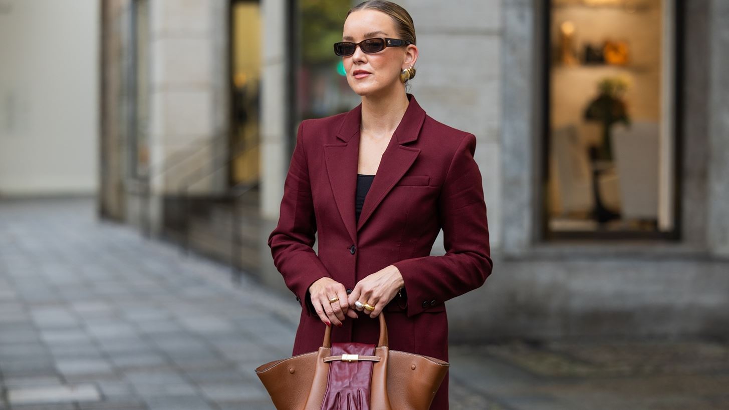 &#x3A4;&#x3BF; wine red &#x3C0;&#x3B1;&#x3BB;&#x3C4;&#x3CC; &#x3B1;&#x3C0;&#x3CC; &#x3C4;&#x3B7; Mango &#x3C0;&#x3BF;&#x3C5; &#x3B8;&#x3B1; &#x3BA;&#x3AC;&#x3BD;&#x3B5;&#x3B9; upgrade &#x3C3;&#x3C4;&#x3BF; &#x3C3;&#x3C4;&#x3B9;&#x3BB; &#x3C3;&#x3BF;&#x3C5;