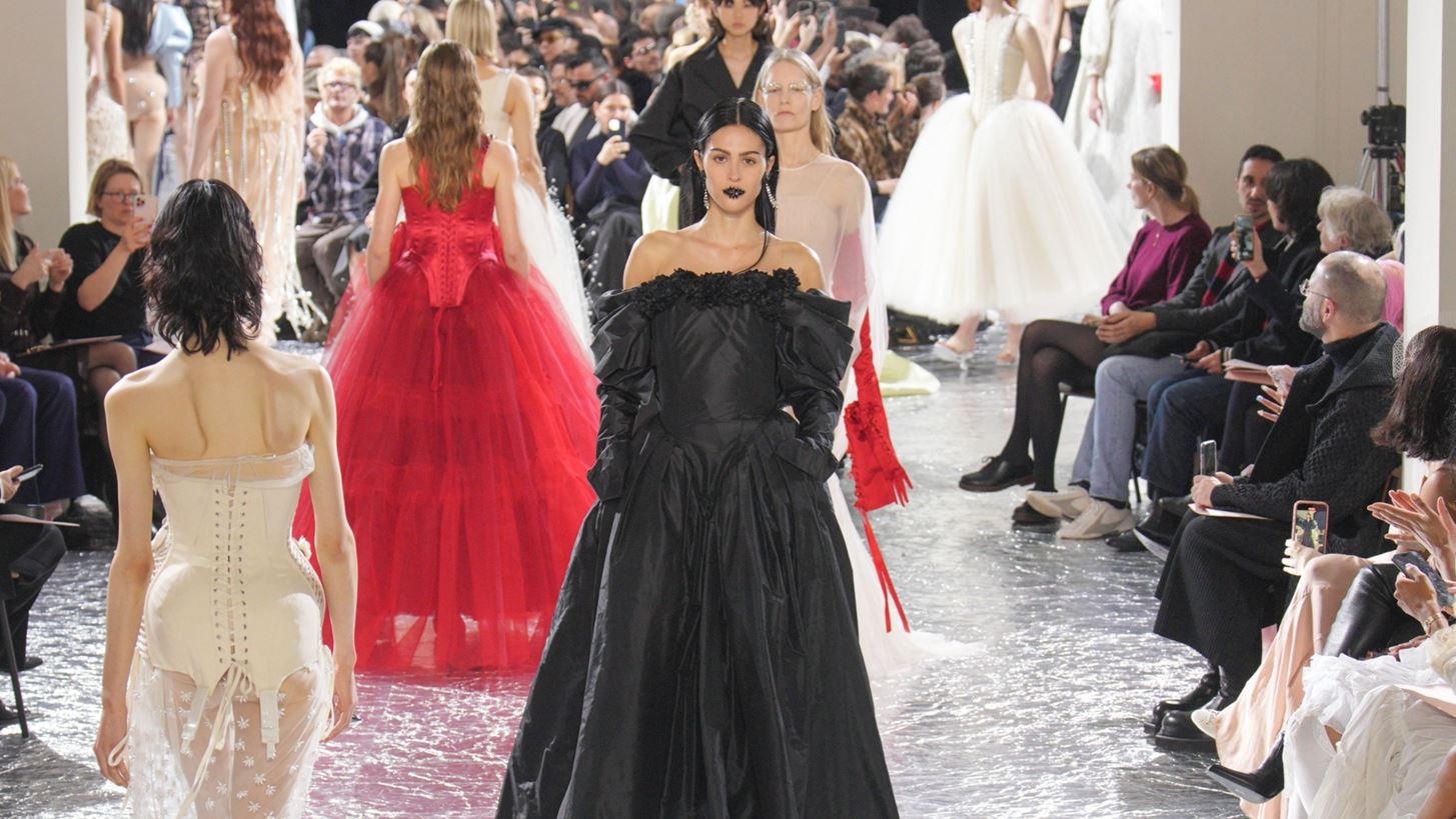 Jean Paul Gaultier Couture by Simone Rocha | 6 looks &#x3C0;&#x3BF;&#x3C5; &#x3B8;&#x3B1; &#x3B8;&#x3AD;&#x3BB;&#x3B1;&#x3BC;&#x3B5; &#x3C0;&#x3BF;&#x3BB;&#x3CD; &#x3BD;&#x3B1; &#x3B4;&#x3BF;&#x3CD;&#x3BC;&#x3B5; &#x3C3;&#x3C4;&#x3BF; red carpet &#x3C4;&#x3BF;&#x3C5; 2024