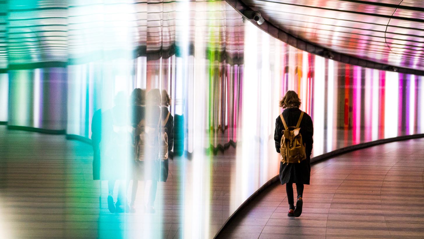 MF Editorial: Big city, bright lights