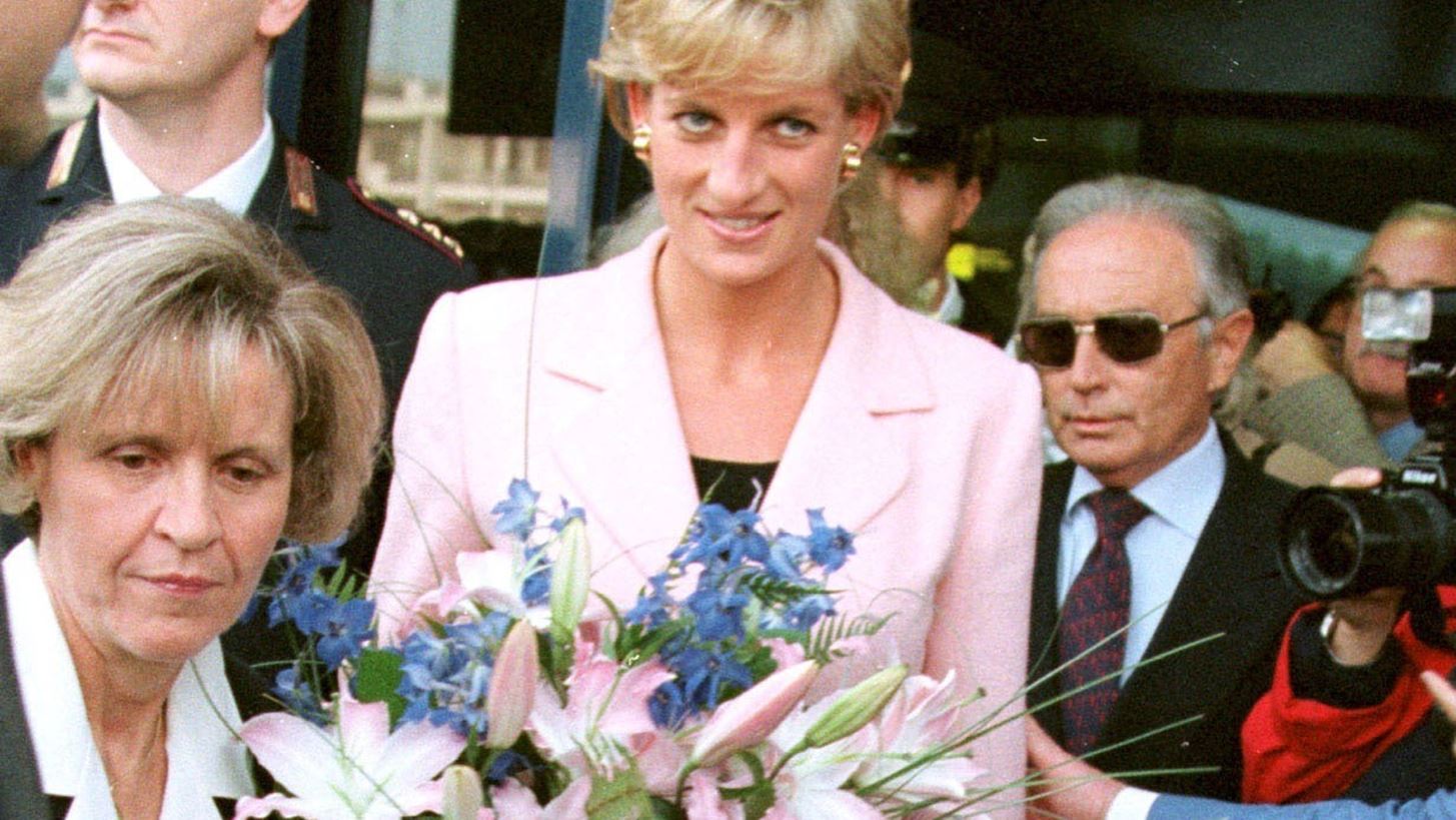 &#x3A0;&#x3C1;&#x3B9;&#x3B3;&#x3BA;&#x3AF;&#x3C0;&#x3B9;&#x3C3;&#x3C3;&#x3B1; Diana | &#x397; &#x3B1;&#x3C0;&#x3BF;&#x3BA;&#x3AC;&#x3BB;&#x3C5;&#x3C8;&#x3B7; &#x3B3;&#x3B9;&#x3B1; &#x3C4;&#x3BF; &#x3C0;&#x3CE;&#x3C2; &#x3BC;&#x3BF;&#x3B9;&#x3C1;&#x3B1;&#x3B6;&#x3CC;&#x3C4;&#x3B1;&#x3BD; &#x3B9;&#x3C3;&#x3C4;&#x3BF;&#x3C1;&#x3AF;&#x3B5;&#x3C2; &#x3C4;&#x3BF;&#x3C5; &#x3A0;&#x3B1;&#x3BB;&#x3B1;&#x3C4;&#x3B9;&#x3BF;&#x3CD; &#x3BC;&#x3B5; &#x3C4;&#x3BF;&#x3C5;&#x3C2; &#x3B4;&#x3B7;&#x3BC;&#x3BF;&#x3C3;&#x3B9;&#x3BF;&#x3B3;&#x3C1;&#x3AC;&#x3C6;&#x3BF;&#x3C5;&#x3C2;