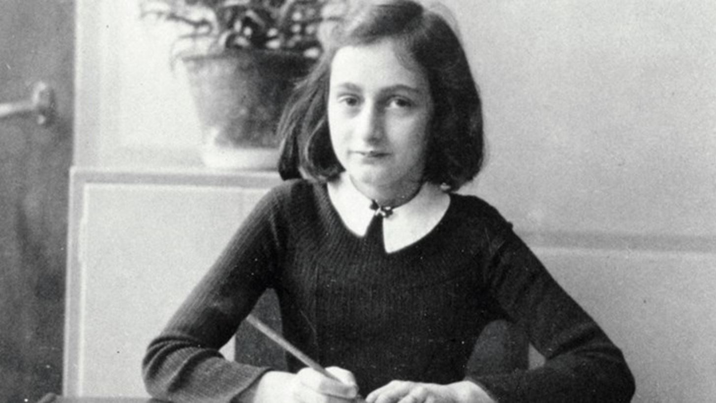 Anne Frank | &#x3A4;&#x3BF; &#x3BC;&#x3BF;&#x3BD;&#x3B1;&#x3B4;&#x3B9;&#x3BA;&#x3CC; &#x3B2;&#x3AF;&#x3BD;&#x3C4;&#x3B5;&#x3BF; &#x3BD;&#x3C4;&#x3BF;&#x3BA;&#x3BF;&#x3C5;&#x3BC;&#x3AD;&#x3BD;&#x3C4;&#x3BF; &#x3BC;&#x3B5; &#x3C4;&#x3BF; &#x3BA;&#x3BF;&#x3C1;&#x3AF;&#x3C4;&#x3C3;&#x3B9; &#x3C0;&#x3BF;&#x3C5; &#x3C3;&#x3C5;&#x3B3;&#x3BA;&#x3BB;&#x3CC;&#x3BD;&#x3B9;&#x3C3;&#x3B5; &#x3C4;&#x3BF;&#x3BD; &#x3BA;&#x3CC;&#x3C3;&#x3BC;&#x3BF;