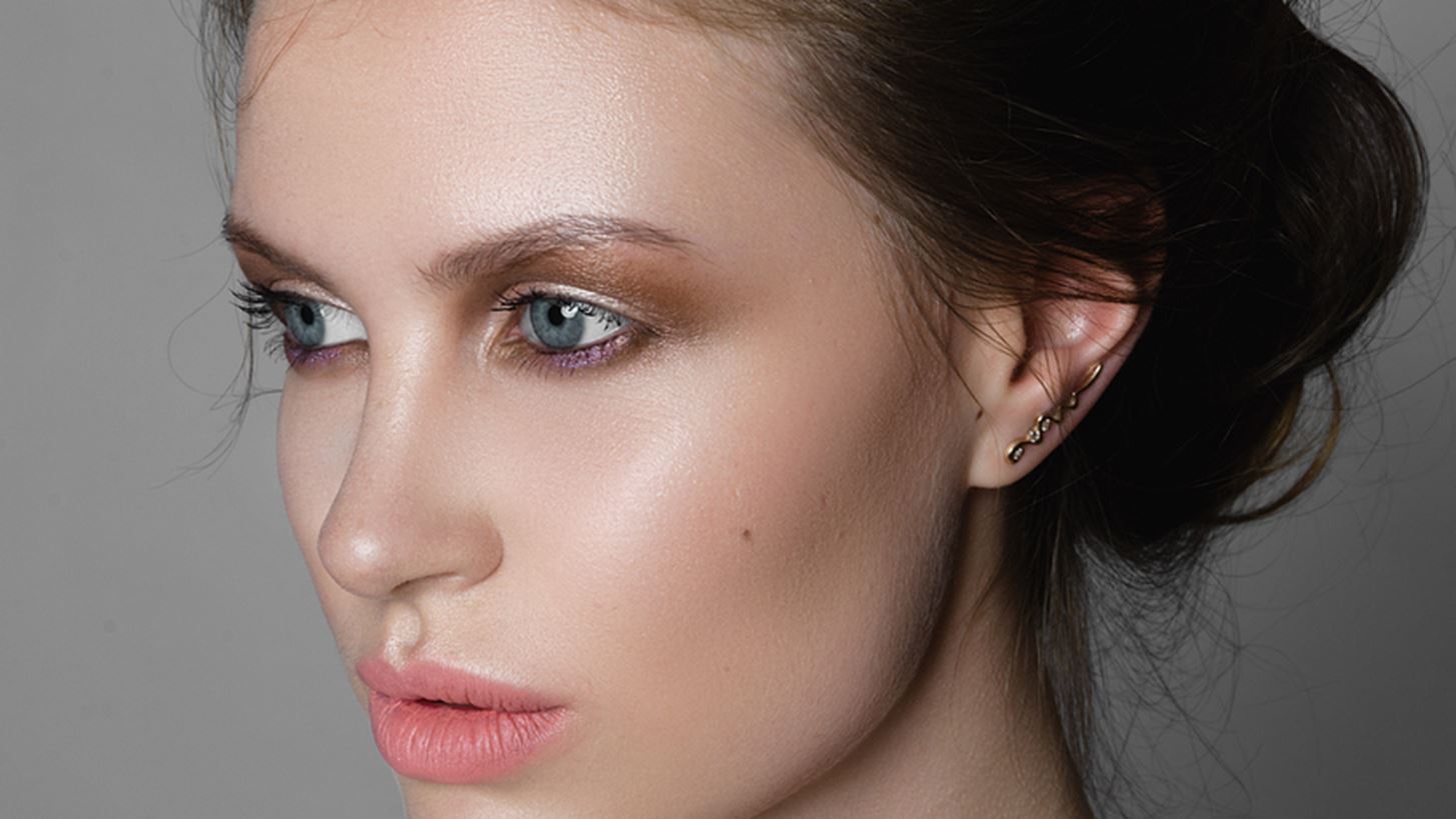 Nude lips | To trend &#x3C0;&#x3BF;&#x3C5; &#x3B5;&#x3BD;&#x3B8;&#x3BF;&#x3C5;&#x3C3;&#x3B9;&#x3AC;&#x3B6;&#x3B5;&#x3B9; &#x3CC;&#x3BB;&#x3B5;&#x3C2; &#x3C4;&#x3B9;&#x3C2; beauty addicts