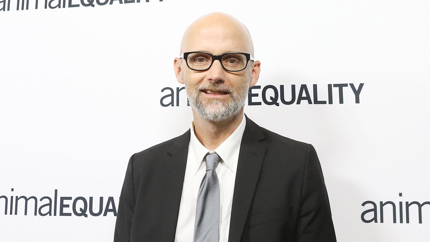 &#x39F; Moby &#x3AD;&#x3C1;&#x3C7;&#x3B5;&#x3C4;&#x3B1;&#x3B9; &#x3C3;&#x3C4;&#x3B7;&#x3BD; &#x395;&#x3BB;&#x3BB;&#x3AC;&#x3B4;&#x3B1; | &#x39F;&#x3B9; &#x3C0;&#x3C1;&#x3CE;&#x3C4;&#x3B5;&#x3C2; &#x3C0;&#x3BB;&#x3B7;&#x3C1;&#x3BF;&#x3C6;&#x3BF;&#x3C1;&#x3AF;&#x3B5;&#x3C2; &#x3B3;&#x3B9;&#x3B1; &#x3C4;&#x3B7; &#x3C3;&#x3C5;&#x3BD;&#x3B1;&#x3C5;&#x3BB;&#x3AF;&#x3B1; &#x3C4;&#x3BF;&#x3C5;