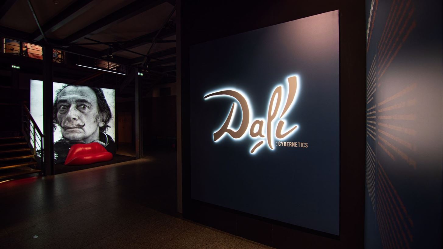 Dali Cybernetics | &#x388;&#x3BD;&#x3B1; &#x3B3;&#x3BF;&#x3B7;&#x3C4;&#x3B5;&#x3C5;&#x3C4;&#x3B9;&#x3BA;&#x3CC; &#x3BA;&#x3B9; &#x3B1;&#x3BD;&#x3B1;&#x3C4;&#x3C1;&#x3B5;&#x3C0;&#x3C4;&#x3B9;&#x3BA;&#x3CC; &#x3C4;&#x3B1;&#x3BE;&#x3AF;&#x3B4;&#x3B9; &#x3C3;&#x3C4;&#x3BF; &#x3BC;&#x3C5;&#x3B1;&#x3BB;&#x3CC; &#x3C4;&#x3BF;&#x3C5; Salvador Dali