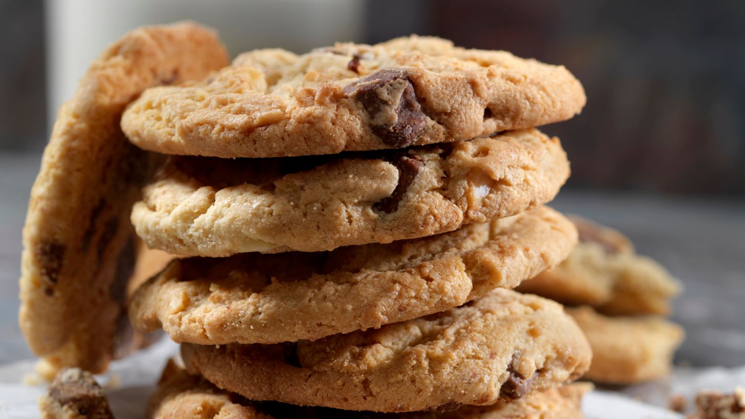 To Pret A Manger &#x3BC;&#x3BF;&#x3B9;&#x3C1;&#x3AC;&#x3B6;&#x3B5;&#x3C4;&#x3B1;&#x3B9; &#x3C4;&#x3B7;&#x3BD; &#x3C3;&#x3C5;&#x3BD;&#x3C4;&#x3B1;&#x3B3;&#x3AE; &#x3B3;&#x3B9;&#x3B1; &#x3C4;&#x3B1; chocolate chip cookies &#x3C4;&#x3BF;&#x3C5;