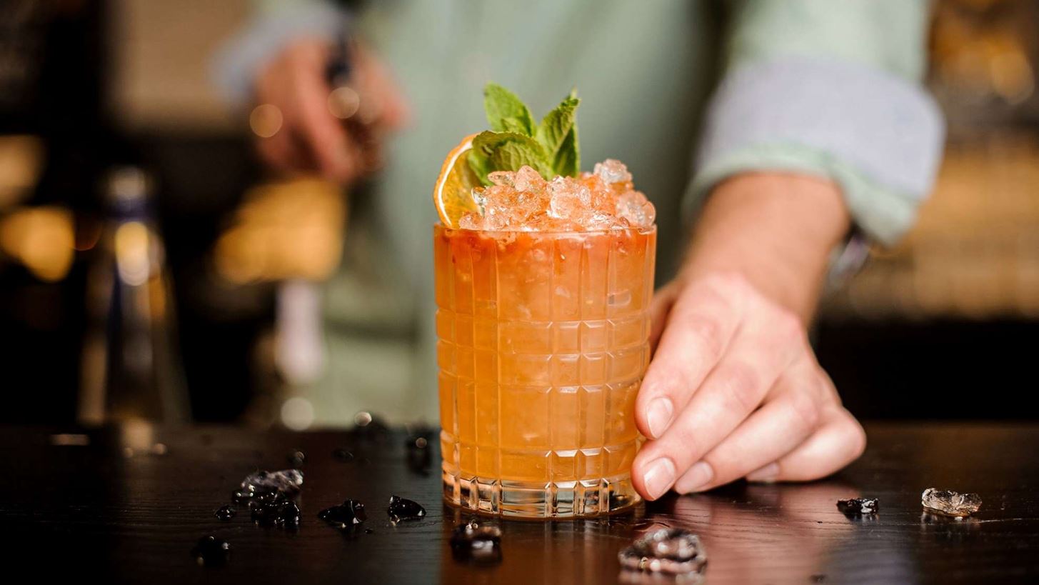 &#x39A;&#x3AC;&#x3C0;&#x3BF;&#x3B9;&#x3B5;&#x3C2; &#x3B2;&#x3B1;&#x3C3;&#x3B9;&#x3BA;&#x3AD;&#x3C2; &#x3B3;&#x3BD;&#x3CE;&#x3C3;&#x3B5;&#x3B9;&#x3C2; &#x3B3;&#x3B9;&#x3B1; &#x3C4;&#x3BF; &#x3C1;&#x3BF;&#x3CD;&#x3BC;&#x3B9;, &#x3C0;&#x3C1;&#x3B9;&#x3BD; &#x3C4;&#x3BF; &#x3B5;&#x3C0;&#x3CC;&#x3BC;&#x3B5;&#x3BD;&#x3BF; cocktail