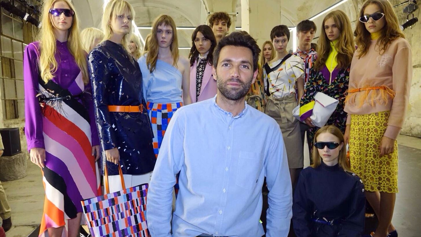 Massimo Giorgetti: &#x391;&#x3C0;&#x3BF;&#x3C7;&#x3C9;&#x3C1;&#x3B5;&#x3AF; &#x3BF; &#x3BA;&#x3B1;&#x3BB;&#x3BB;&#x3B9;&#x3C4;&#x3B5;&#x3C7;&#x3BD;&#x3B9;&#x3BA;&#x3CC;&#x3C2; &#x3B4;&#x3B9;&#x3B5;&#x3C5;&#x3B8;&#x3C5;&#x3BD;&#x3C4;&#x3AE;&#x3C2; &#x3C4;&#x3BF;&#x3C5; Emilio Pucci