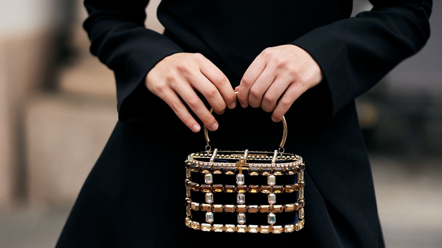 Festive nails | 5 &#x3B5;&#x3BD;&#x3B1;&#x3BB;&#x3BB;&#x3B1;&#x3BA;&#x3C4;&#x3B9;&#x3BA;&#x3AD;&#x3C2; &#x3C3;&#x3C4;&#x3BF; &#x3BC;&#x3B1;&#x3BD;&#x3B9;&#x3BA;&#x3B9;&#x3BF;&#x3CD;&#x3C1; &#x3B3;&#x3B9;&#x3B1; &#x3C3;&#x3AD;&#x3BD;&#x3B1; &#x3C0;&#x3BF;&#x3C5; &#x3AD;&#x3C7;&#x3B5;&#x3B9;&#x3C2; &#x3B2;&#x3B1;&#x3C1;&#x3B5;&#x3B8;&#x3B5;&#x3AF; &#x3C4;&#x3BF; &#x3BA;&#x3BB;&#x3B1;&#x3C3;&#x3B9;&#x3BA;&#x3CC; &#x3BA;&#x3CC;&#x3BA;&#x3BA;&#x3B9;&#x3BD;&#x3BF;