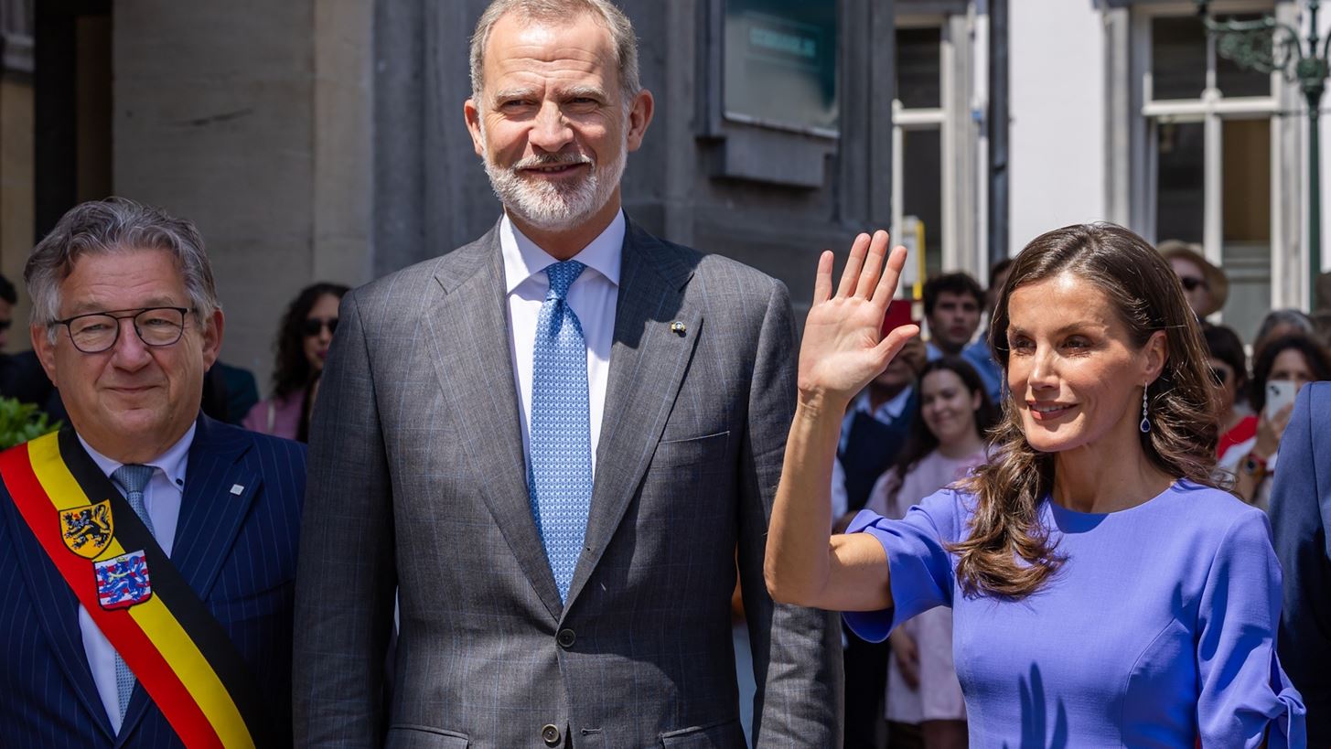 &#x392;&#x3B1;&#x3C3;&#x3AF;&#x3BB;&#x3B9;&#x3C3;&#x3C3;&#x3B1; Letizia | &#x39C;&#x3B5; midi &#x3C6;&#x3CC;&#x3C1;&#x3B5;&#x3BC;&#x3B1; &#x3B9;&#x3B4;&#x3B1;&#x3BD;&#x3B9;&#x3BA;&#x3CC; &#x3B3;&#x3B9;&#x3B1; &#x3C4;&#x3B9;&#x3C2; &#x3C0;&#x3C1;&#x3BF;&#x3C3;&#x3BA;&#x3BB;&#x3AE;&#x3C3;&#x3B5;&#x3B9;&#x3C2; &#x3C4;&#x3BF;&#x3C5; &#x3BA;&#x3B1;&#x3BB;&#x3BF;&#x3BA;&#x3B1;&#x3B9;&#x3C1;&#x3B9;&#x3BF;&#x3CD; - &#x3A4;&#x3BF; &#x3C4;&#x3C1;&#x3B9;&#x3BA; &#x3B3;&#x3B9;&#x3B1; &#x3B1;&#x3BA;&#x3CC;&#x3BC;&#x3B7; &#x3C0;&#x3B9;&#x3BF; chic &#x3B5;&#x3BC;&#x3C6;&#x3B1;&#x3BD;&#x3AF;&#x3C3;&#x3B5;&#x3B9;&#x3C2;