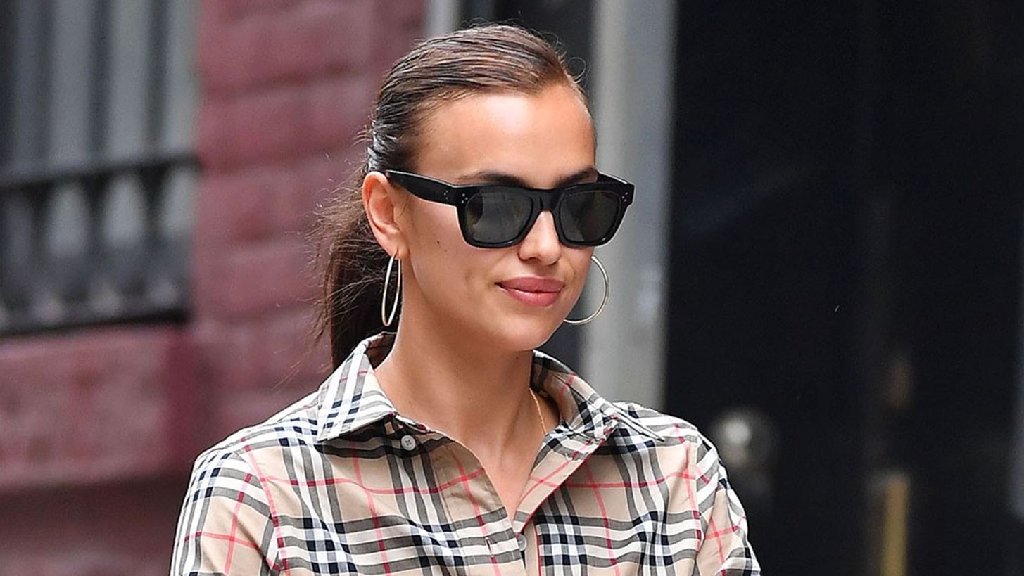 H Irina Shayk &#x3C6;&#x3CC;&#x3C1;&#x3B5;&#x3C3;&#x3B5; &#x3C4;&#x3B7;&#x3BD; &#x3C0;&#x3B9;&#x3BF; &#x3B5;&#x3BD;&#x3B1;&#x3BB;&#x3BB;&#x3B1;&#x3BA;&#x3C4;&#x3B9;&#x3BA;&#x3AE; &#x3C4;&#x3AC;&#x3C3;&#x3B7; &#x3C3;&#x3C4;&#x3B1; jeans