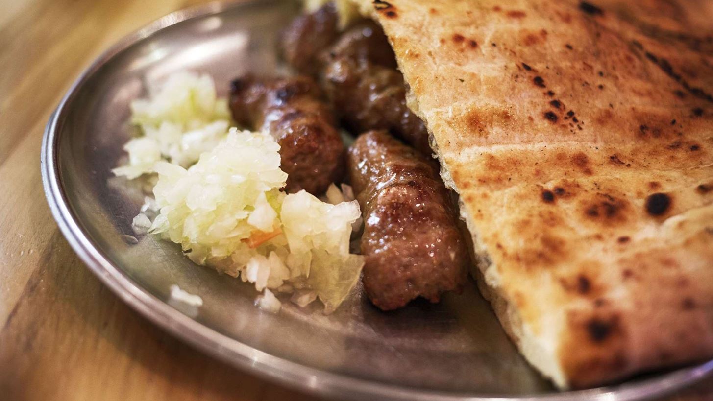 &#x3A0;&#x3CE;&#x3C2; &#x3B8;&#x3B1; &#x3C6;&#x3C4;&#x3B9;&#x3AC;&#x3BE;&#x3B5;&#x3B9;&#x3C2; &#x3C4;&#x3BF; cevapcici, &#x3C4;&#x3BF; &#x3BA;&#x3B5;&#x3BC;&#x3C0;&#x3AC;&#x3C0; &#x3C4;&#x3B7;&#x3C2; &#x392;&#x3BF;&#x3C3;&#x3BD;&#x3AF;&#x3B1;&#x3C2;