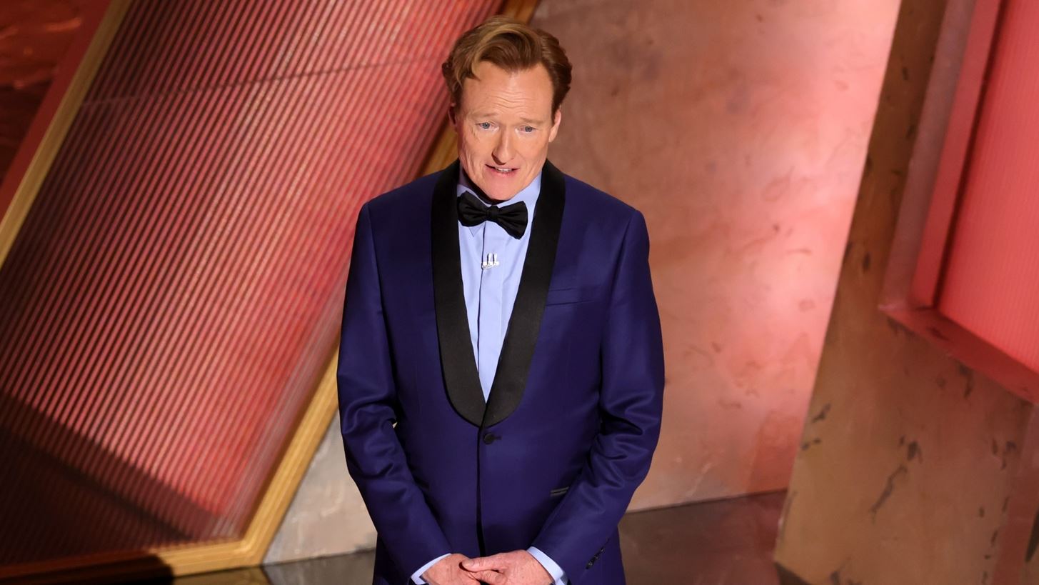 &#x39F; Conan O&#x27;Brien &#x3B8;&#x3B1; &#x3B5;&#x3C0;&#x3B9;&#x3C3;&#x3C4;&#x3C1;&#x3AD;&#x3C8;&#x3B5;&#x3B9; &#x3C9;&#x3C2; &#x3BF;&#x3B9;&#x3BA;&#x3BF;&#x3B4;&#x3B5;&#x3C3;&#x3C0;&#x3CC;&#x3C4;&#x3B7;&#x3C2; &#x3C4;&#x3C9;&#x3BD; &#x38C;&#x3C3;&#x3BA;&#x3B1;&#x3C1; &#x3C4;&#x3BF; 2026