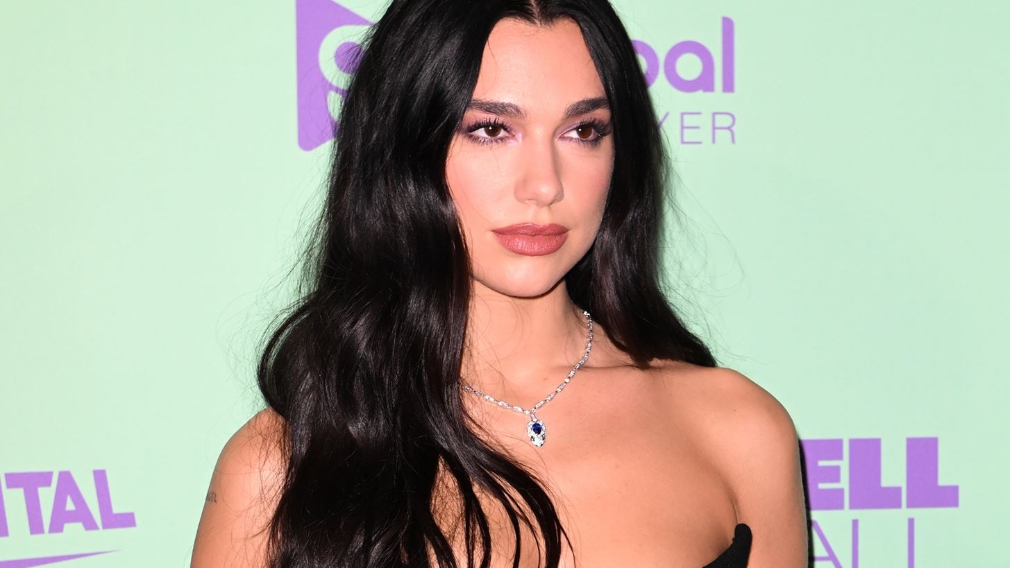 &#x3A4;&#x3BF; &#x3B1;&#x3B3;&#x3B1;&#x3C0;&#x3B7;&#x3BC;&#x3AD;&#x3BD;&#x3BF; &#x3B3;&#x3BB;&#x3C5;&#x3BA;&#x3CC; &#x3C4;&#x3B7;&#x3C2; Dua Lipa &#x3C0;&#x3BF;&#x3C5; &#x3AD;&#x3B3;&#x3B9;&#x3BD;&#x3B5; viral &#x3C3;&#x3C4;&#x3BF; TikTok