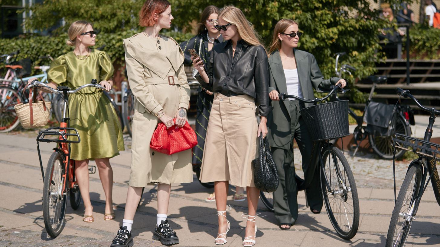 &#x391;&#x3C5;&#x3C4;&#x3AC; &#x3B5;&#x3AF;&#x3BD;&#x3B1;&#x3B9; &#x3C4;&#x3B1; &#x3C0;&#x3B1;&#x3C0;&#x3BF;&#x3CD;&#x3C4;&#x3C3;&#x3B9;&#x3B1; &#x3C0;&#x3BF;&#x3C5; &#x3BB;&#x3B1;&#x3C4;&#x3C1;&#x3B5;&#x3CD;&#x3BF;&#x3C5;&#x3BD; &#x3C4;&#x3B1; &#x3BA;&#x3BF;&#x3C1;&#x3AF;&#x3C4;&#x3C3;&#x3B9;&#x3B1; &#x3C4;&#x3B7;&#x3C2; &#x3A3;&#x3BA;&#x3B1;&#x3BD;&#x3B4;&#x3B9;&#x3BD;&#x3B1;&#x3B2;&#x3AF;&#x3B1;&#x3C2;