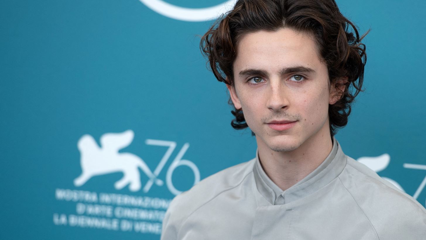 &#x397; &#x3B1;&#x3C0;&#x3AF;&#x3B8;&#x3B1;&#x3BD;&#x3B7; &#x3BC;&#x3B5;&#x3C4;&#x3B1;&#x3BC;&#x3CC;&#x3C1;&#x3C6;&#x3C9;&#x3C3;&#x3B7; &#x3C4;&#x3BF;&#x3C5; Timoth&#xE9;e Chalamet &#x3B3;&#x3B9;&#x3B1; &#x3C4;&#x3B7; &#x3BD;&#x3AD;&#x3B1; &#x3C4;&#x3BF;&#x3C5; &#x3C4;&#x3B1;&#x3B9;&#x3BD;&#x3AF;&#x3B1;