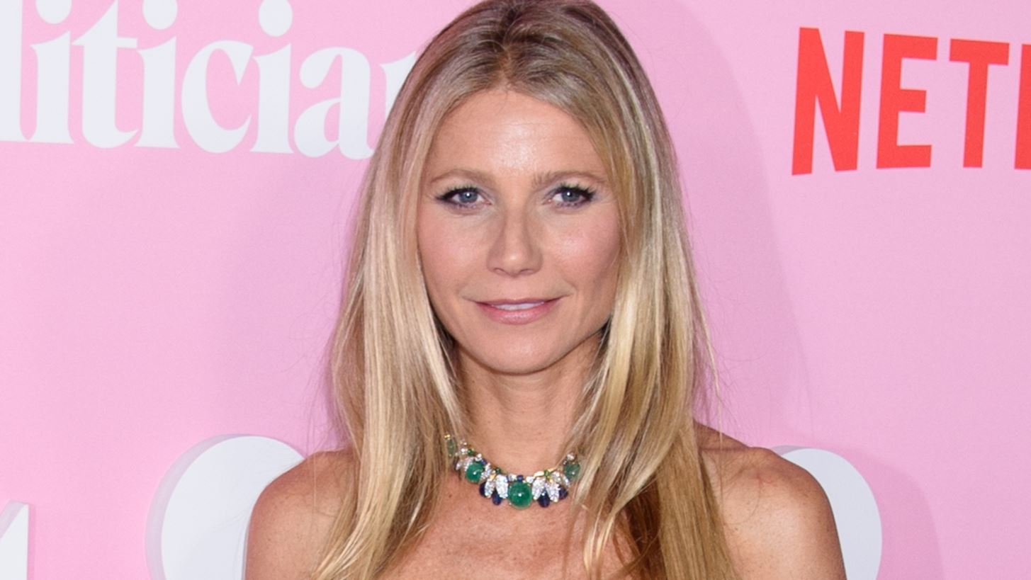 Gwyneth Paltrow | &#x397; &#x3B3;&#x3C5;&#x3BC;&#x3BD;&#x3AE; &#x3C6;&#x3C9;&#x3C4;&#x3BF;&#x3B3;&#x3C1;&#x3B1;&#x3C6;&#x3AF;&#x3B1; &#x3C3;&#x3C4;&#x3BF; &#x3BA;&#x3B9;&#x3BD;&#x3B7;&#x3C4;&#x3CC; &#x3C4;&#x3B7;&#x3C2; &#x3C0;&#x3BF;&#x3C5; &quot;&#x3C3;&#x3C4;&#x3B9;&#x3B3;&#x3BC;&#x3AC;&#x3C4;&#x3B9;&#x3C3;&#x3B5;&quot; &#x3C4;&#x3B1; &#x3C0;&#x3B1;&#x3B9;&#x3B4;&#x3B9;&#x3AC; &#x3C4;&#x3B7;&#x3C2;