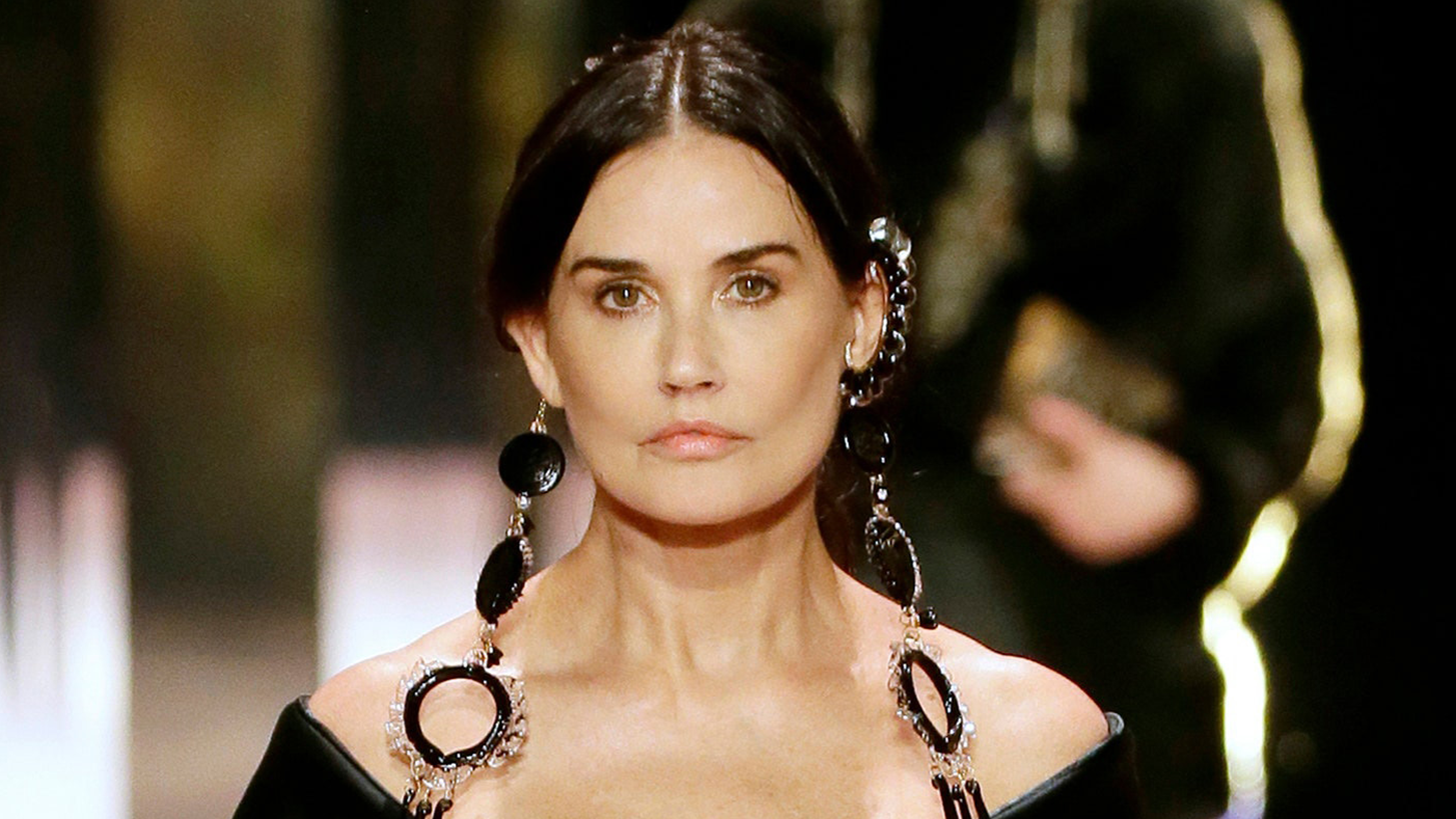 &#x3A4;&#x3BF; &#x3B4;&#x3B9;&#x3BA;&#x3B1;&#x3AF;&#x3C9;&#x3BC;&#x3B1; &#x3C4;&#x3BF;&#x3C5; ageing disgracefully