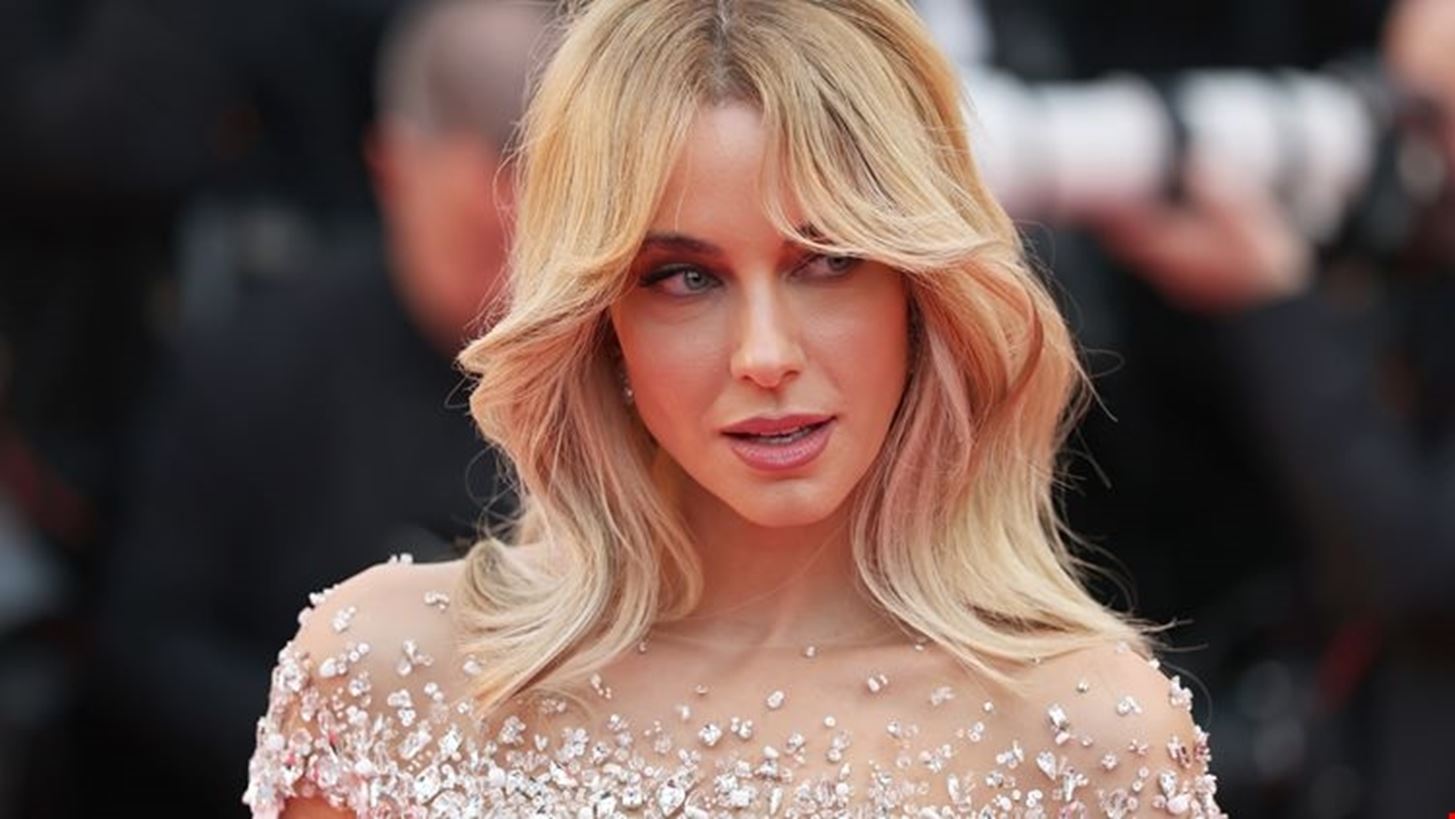 Δούκισσα Νομικού | Το chocolate makeup look που θα σε βάλει αμέσως σε φθινοπωρινό mood