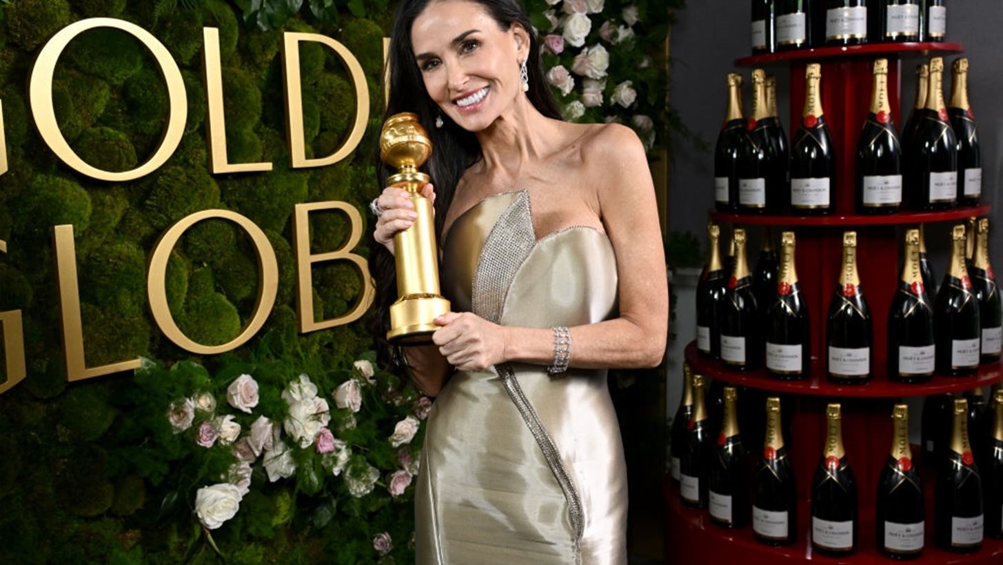 &#x397; Demi Moore &#x3B1;&#x3C0;&#x3BF;&#x3BA;&#x3AC;&#x3BB;&#x3C5;&#x3C8;&#x3B5;&#xA0;&#x3C0;&#x3CE;&#x3C2; &#x3B1;&#x3BD;&#x3C4;&#x3AD;&#x3B4;&#x3C1;&#x3B1;&#x3C3;&#x3B5; &#x3B7; &#x3BA;&#x3CC;&#x3C1;&#x3B7; &#x3C4;&#x3B7;&#x3C2; &#x3CC;&#x3C4;&#x3B1;&#x3BD; &#x3C4;&#x3B7;&#x3BD; &#x3B5;&#x3AF;&#x3B4;&#x3B5; &#x3C3;&#x3C4;&#x3BF;&#x3BD; &quot;&#x391;&#x3CC;&#x3C1;&#x3B1;&#x3C4;&#x3BF; &#x3B5;&#x3C1;&#x3B1;&#x3C3;&#x3C4;&#x3AE;&quot;