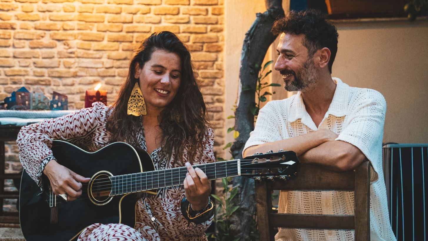 &#x3A3;&#x3C5;&#x3BD;&#x3AC;&#x3BD;&#x3C4;&#x3B7;&#x3C3;&#x3B7; &#x3C3;&#x3C4;&#x3BF;&#x3BD; &#x39A;&#x3AE;&#x3C0;&#x3BF; &#x3C4;&#x3BF;&#x3C5; &#x39C;&#x3B5;&#x3B3;&#x3AC;&#x3C1;&#x3BF;&#x3C5; | &#x3A3;&#x3C4;&#x3AC;&#x3B8;&#x3B7;&#x3C2; &#x386;&#x3BD;&#x3BD;&#x3B9;&#x3BD;&#x3BF;&#x3C2; 4tet, &#x39A;&#x3B1;&#x3C4;&#x3B5;&#x3C1;&#x3AF;&#x3BD;&#x3B1; &#x3A0;&#x3BF;&#x3BB;&#x3AD;&#x3BC;&#x3B7; &amp; Guests