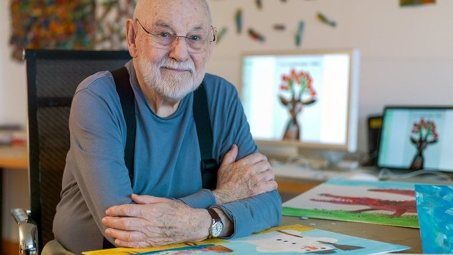 Eric Carle | &#x3A0;&#x3AD;&#x3B8;&#x3B1;&#x3BD;&#x3B5; &#x3BF; &#x3C3;&#x3C0;&#x3BF;&#x3C5;&#x3B4;&#x3B1;&#x3AF;&#x3BF;&#x3C2; &#x3B5;&#x3B9;&#x3BA;&#x3BF;&#x3BD;&#x3BF;&#x3B3;&#x3C1;&#x3AC;&#x3C6;&#x3BF;&#x3C2; &#x3BA;&#x3B1;&#x3B9; &#x3C3;&#x3C5;&#x3B3;&#x3B3;&#x3C1;&#x3B1;&#x3C6;&#x3AD;&#x3B1;&#x3C2;