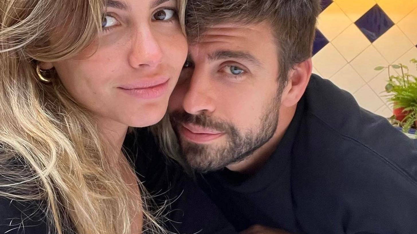 Clara Chia Marti | H selfie &#x3BC;&#x3B5; &#x3C4;&#x3B7; Shakira &#x3C0;&#x3C1;&#x3B9;&#x3BD; &#x3C4;&#x3B7;&#x3C2; &#x3BA;&#x3BB;&#x3AD;&#x3C8;&#x3B5;&#x3B9; &#x3C4;&#x3BF;&#x3BD; Piqu&#xE9;